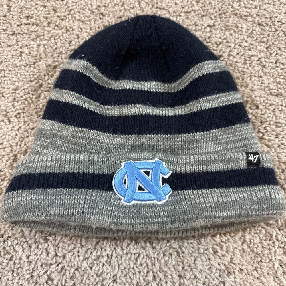 47 Brand UNC Tar Heels Beanie Knit Hat Fleece Lined Striped Winter Cap EUC